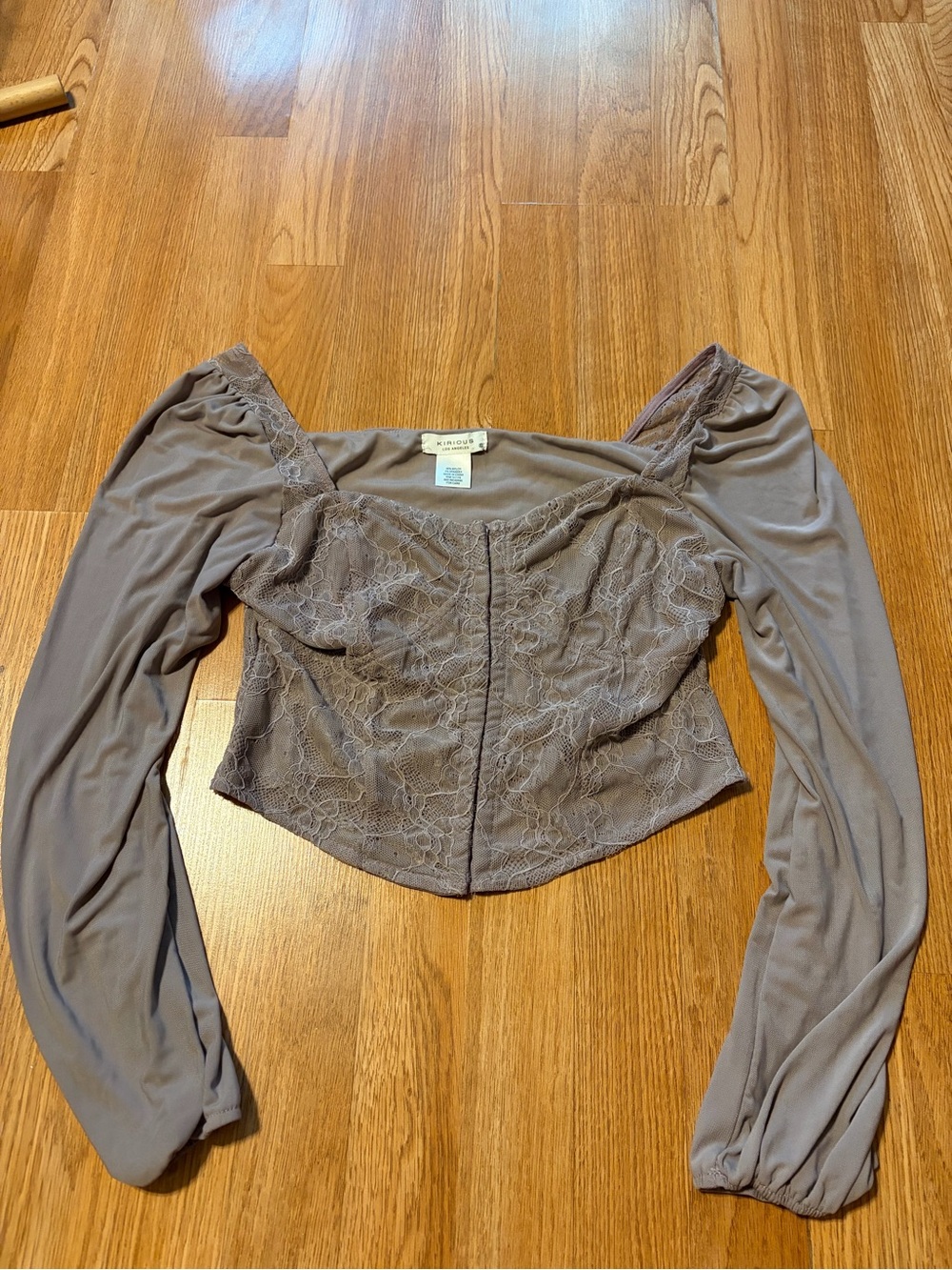 Women's Taupe Lace-Front Long Sleeve Cropped Top